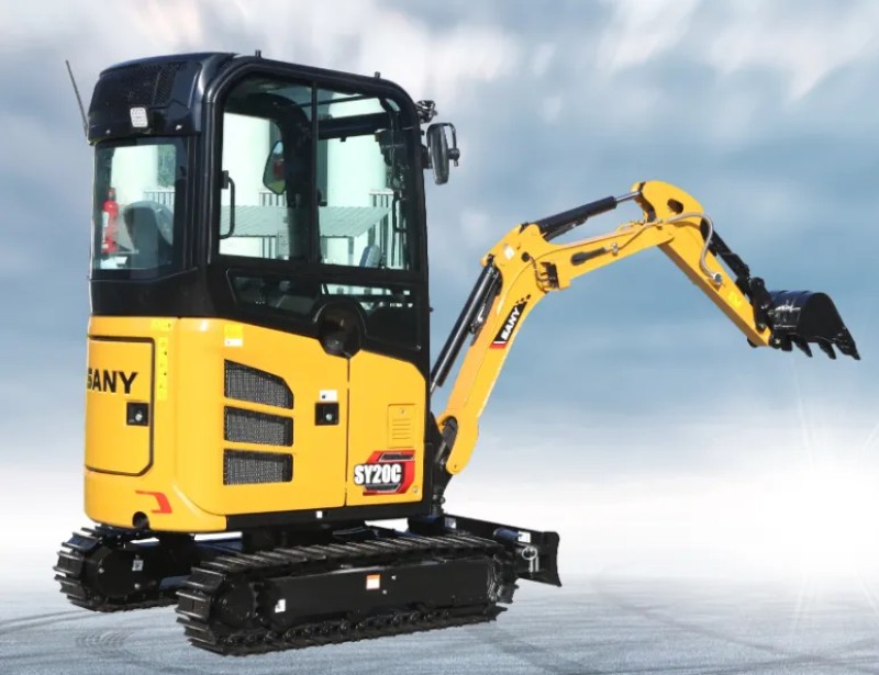 Descripción detallada de la mini-excavadora Sany SY20C: peso total de la máquina de 50 kg, capacidad de cubo de 0,04 m3 y rendimiento de potencia de 14,6 kW